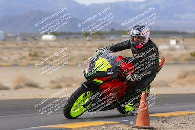 media/Dec-17-2022-SoCal Trackdays (Sat) [[224abd9271]]/Turn 9 Inside (1pm)/